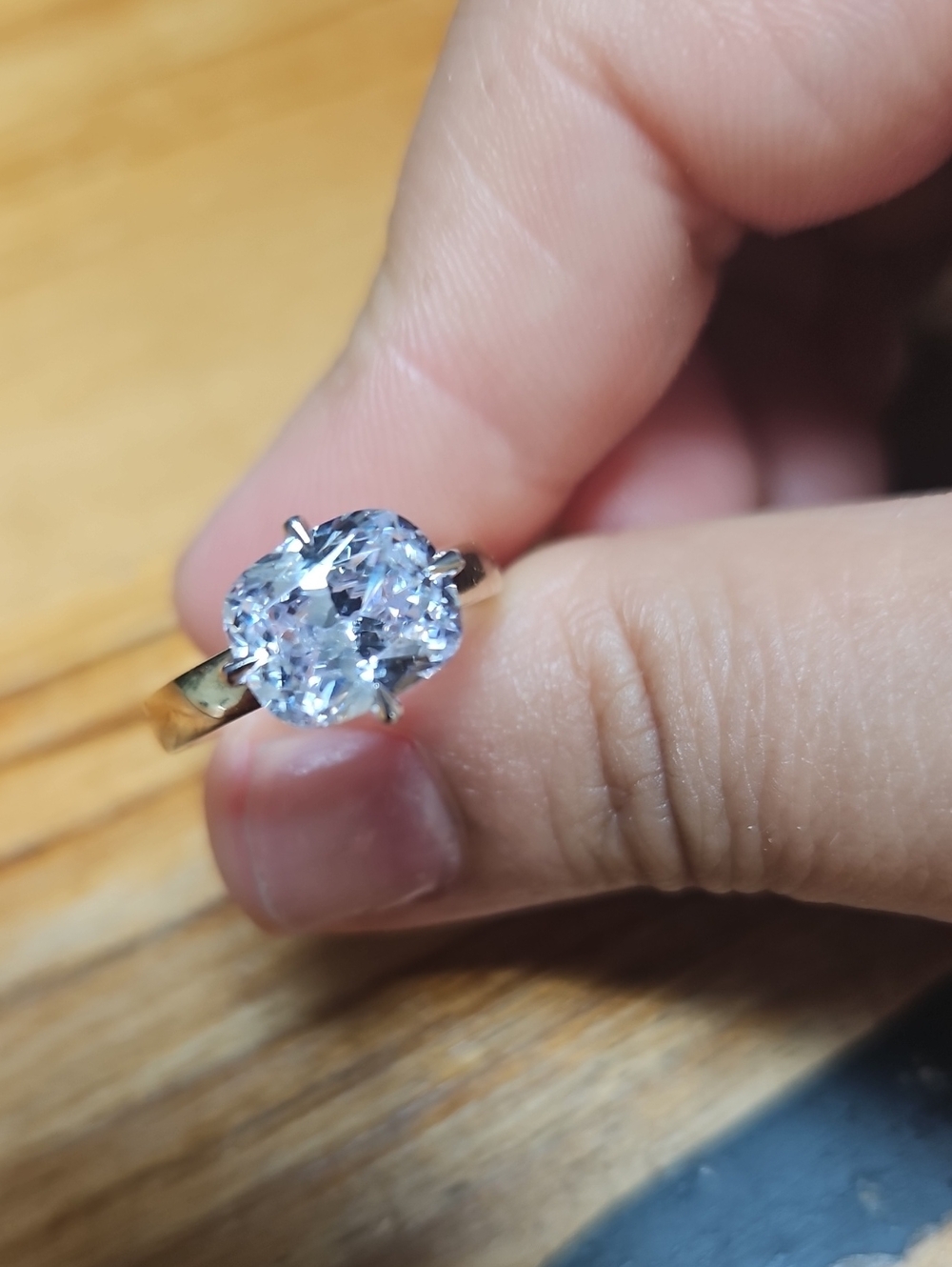 10k Lab Grown Diamond Ring Size 7